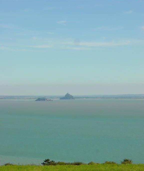 Maison Vue Sur Le Mont Saint Michel Et Sa Baie Champeaux Extérieur photo