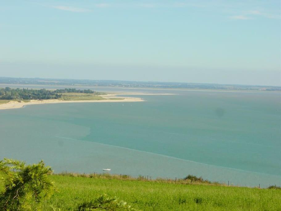 Maison Vue Sur Le Mont Saint Michel Et Sa Baie Champeaux Extérieur photo